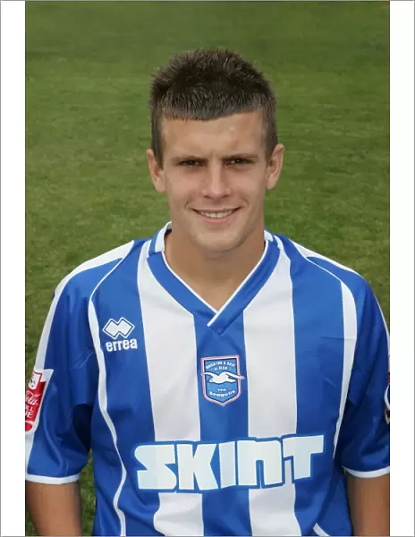 Dean Cox: Star Midfielder of Brighton & Hove Albion FC