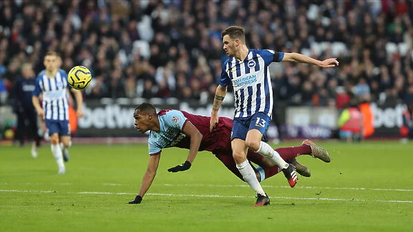 Battle in the Premier League: West Ham United vs. Brighton and Hove Albion - February 1, 2020