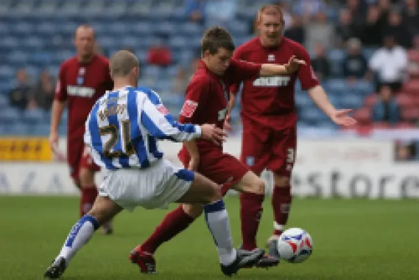 Buy Dean Cox challenges in Midfield