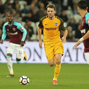 Dale Stephens in Action: Brighton and Hove Albion vs. West Ham United, Premier League 2017