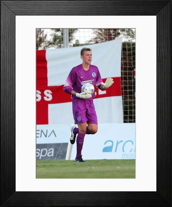 Framed Print : Brighton & Hove Albion FC: Pre-Season Training July 2014 Framed Print : Brighton & Hove Albion FC: Pre-Season Training July 2014