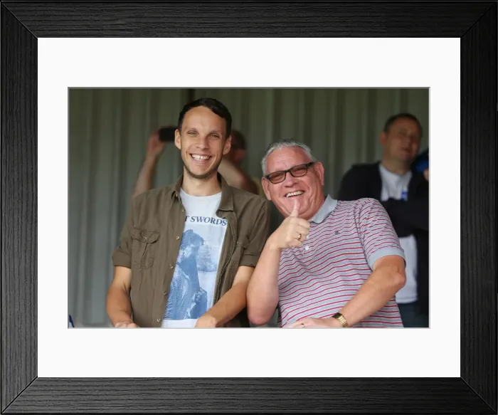 Framed Print : Brighton & Hove Albion 2014-15: Away Game at Brentford (September 13, 2014) Framed Print : Brighton & Hove Albion 2014-15: Away Game at Brentford (September 13, 2014)