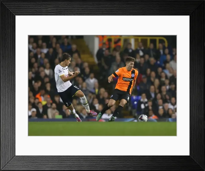 Framed Print : Gary Gardner Faces Off Against Tottenham in Capital One Cup Showdown (Tottenham 29Oct14) Framed Print : Gary Gardner Faces Off Against Tottenham in Capital One Cup Showdown (Tottenham 29Oct14)
