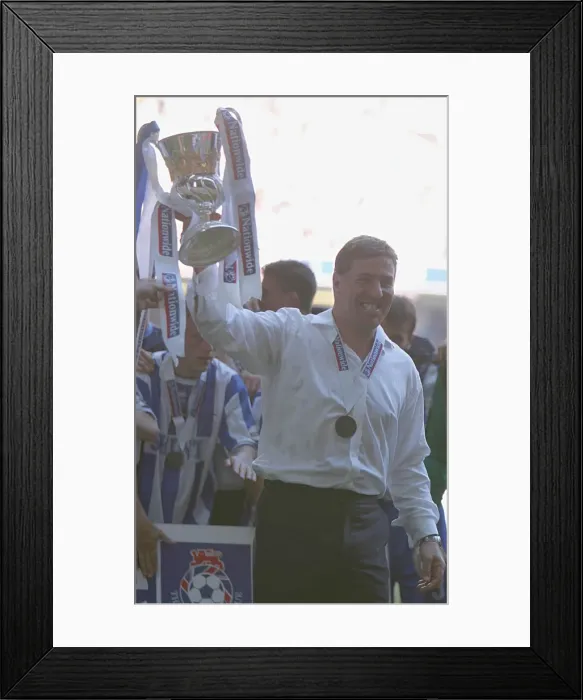 Framed Print : Brighton & Hove Albion's Historic 2004 Play-off Final Victory