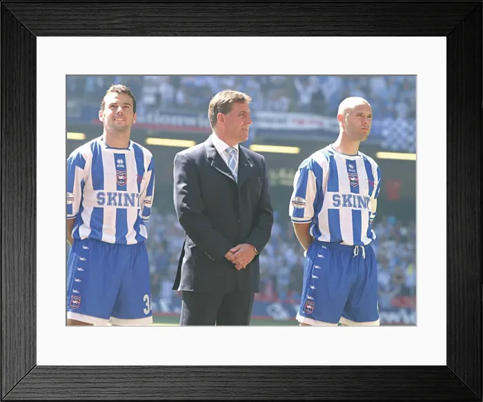 Framed Print : Brighton & Hove Albion's Historic Play-off Final Victory (2004) Framed Print : Brighton & Hove Albion's Historic Play-off Final Victory (2004)