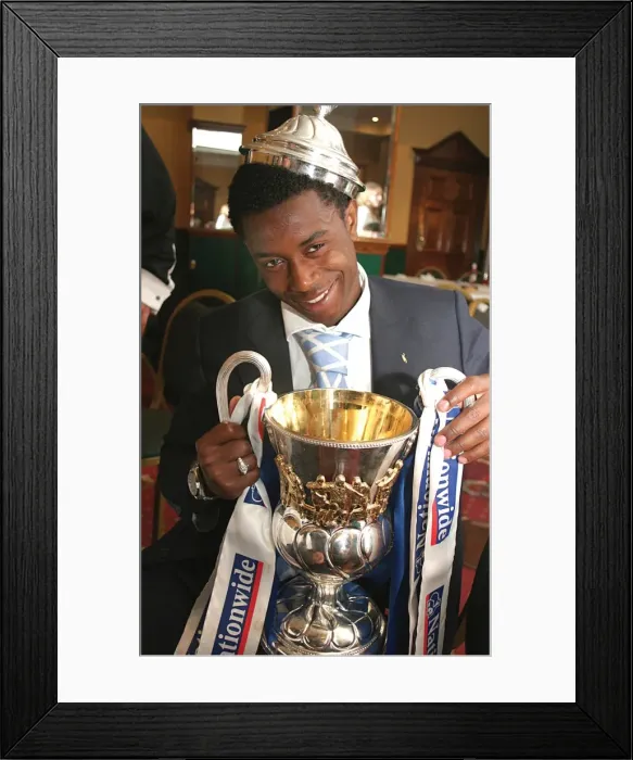 Framed Print : Brighton & Hove Albion's Epic Play-off Final Triumph: 2004 Championship Win Framed Print : Brighton & Hove Albion's Epic Play-off Final Triumph: 2004 Championship Win