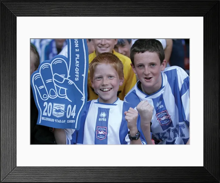 Framed Print : The Sea of Supporters: A Look Back at Brighton & Hove Albion's Withdean Era Crowd Shots Framed Print : The Sea of Supporters: A Look Back at Brighton & Hove Albion's Withdean Era Crowd Shots