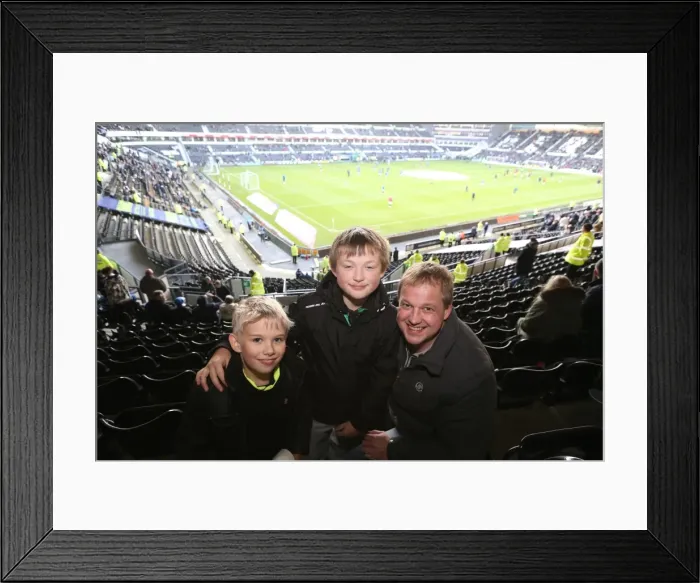 Framed Print : Brighton and Hove Albion Fans Passionate Showdown at Derby County (December 2014) Framed Print : Brighton and Hove Albion Fans Passionate Showdown at Derby County (December 2014)