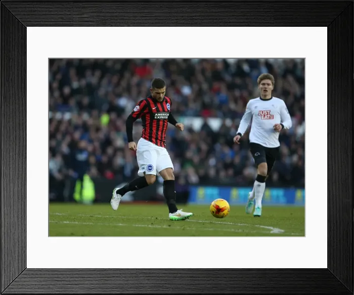 Framed Print : Brighton's Forster-Caskey Faces Off Against Derby in Championship Clash (6th Dec 2014) Framed Print : Brighton's Forster-Caskey Faces Off Against Derby in Championship Clash (6th Dec 2014)