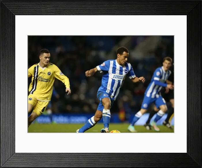 Framed Print : Elliott Bennett in Action: Brighton & Hove Albion vs Millwall (12DEC14) Framed Print : Elliott Bennett in Action: Brighton & Hove Albion vs Millwall (12DEC14)