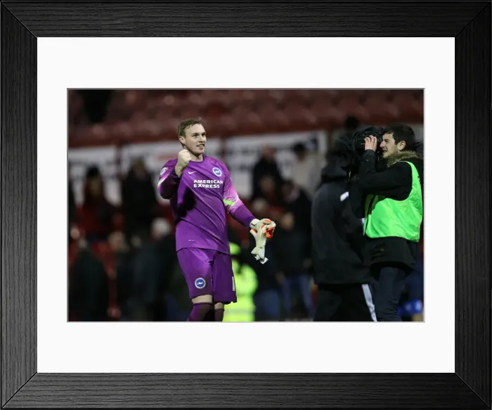 Framed Print : David Stockdale Focused: Brighton and Hove Albion in FA Cup Clash against Brentford (03JAN15) Framed Print : David Stockdale Focused: Brighton and Hove Albion in FA Cup Clash against Brentford (03JAN15)