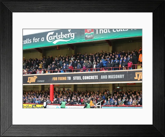 Framed Print : Brighton and Hove Albion FA Cup Fans Passionate Support at Brentford (03JAN15) Framed Print : Brighton and Hove Albion FA Cup Fans Passionate Support at Brentford (03JAN15)