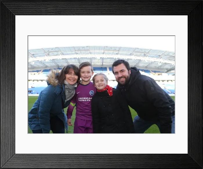 Framed Print : Championship Showdown: Brighton & Hove Albion vs. Brentford at American Express Community Stadium (17 January 2015) Framed Print : Championship Showdown: Brighton & Hove Albion vs. Brentford at American Express Community Stadium (17 January 2015)