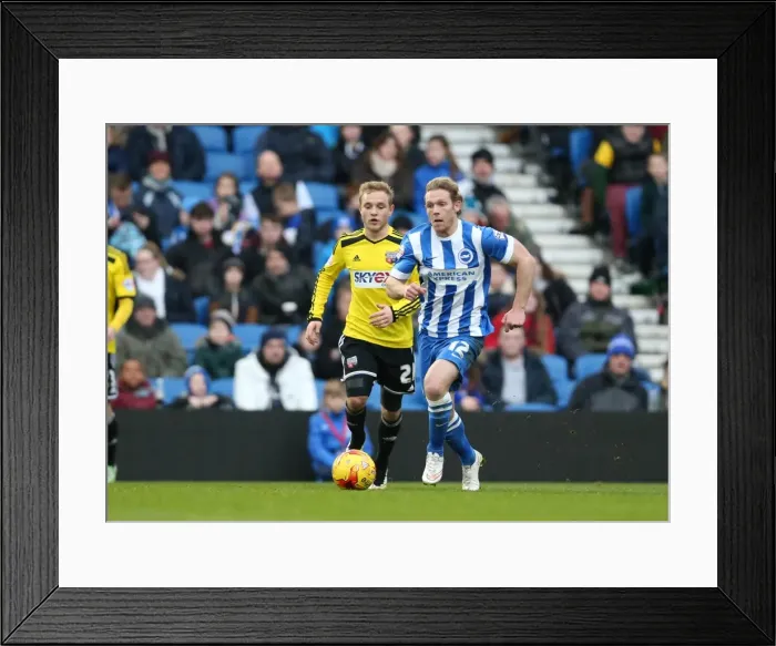 Framed Print : Craig Mackail-Smith in Action: Brighton & Hove Albion vs. Brentford (17Jan15) Framed Print : Craig Mackail-Smith in Action: Brighton & Hove Albion vs. Brentford (17Jan15)