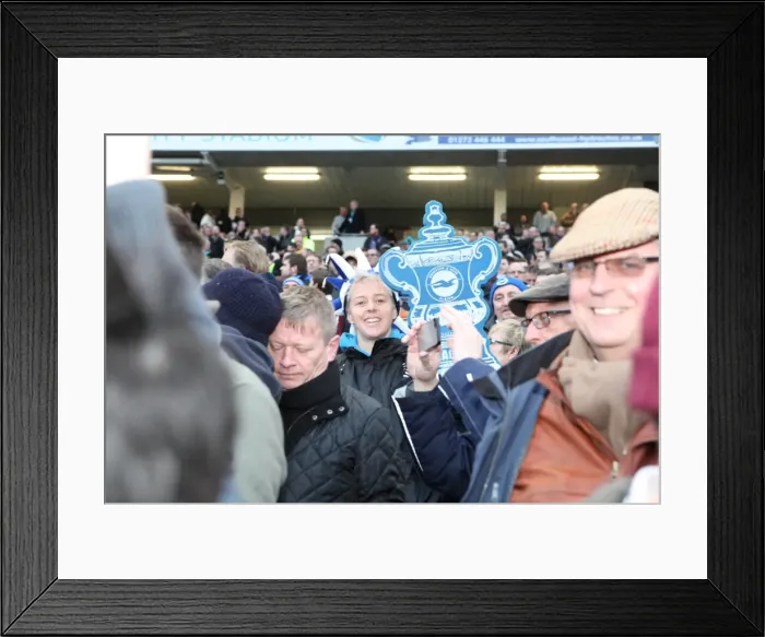 Framed Print : FA Cup Showdown: Brighton & Hove Albion vs. Arsenal at the American Express Community Stadium (25Jan15) Framed Print : FA Cup Showdown: Brighton & Hove Albion vs. Arsenal at the American Express Community Stadium (25Jan15)
