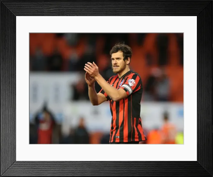 Framed Print : Gordon Greer Leads Brighton and Hove Albion in Championship Showdown against Blackpool (31Jan15) Framed Print : Gordon Greer Leads Brighton and Hove Albion in Championship Showdown against Blackpool (31Jan15)