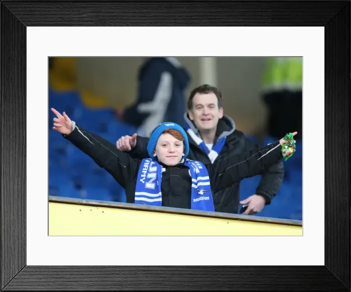 Framed Print : Brighton and Hove Albion Fans in Full Force: Sky Bet Championship Showdown at Sheffield Wednesday, 14 February 2015 Framed Print : Brighton and Hove Albion Fans in Full Force: Sky Bet Championship Showdown at Sheffield Wednesday, 14 February 2015