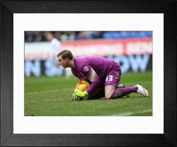 Framed Print : David Stockdale: In Action for Brighton and Hove Albion vs. Bolton Wanderers, Sky Bet Championship (28th February 2015) Framed Print : David Stockdale: In Action for Brighton and Hove Albion vs. Bolton Wanderers, Sky Bet Championship (28th February 2015)