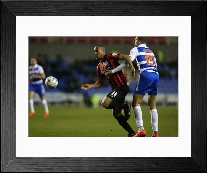 Framed Print : Chris O'Grady in Action: Reading vs. Brighton & Hove Albion, Sky Bet Championship 2015 Framed Print : Chris O'Grady in Action: Reading vs. Brighton & Hove Albion, Sky Bet Championship 2015
