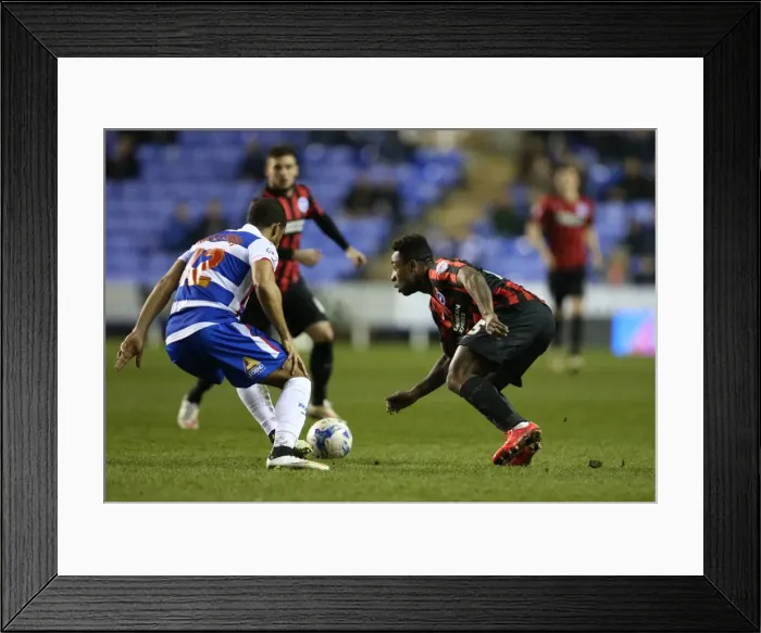 Framed Print : LuaLua in Action: Reading vs. Brighton & Hove Albion, Championship Clash (10MAR15) Framed Print : LuaLua in Action: Reading vs. Brighton & Hove Albion, Championship Clash (10MAR15)