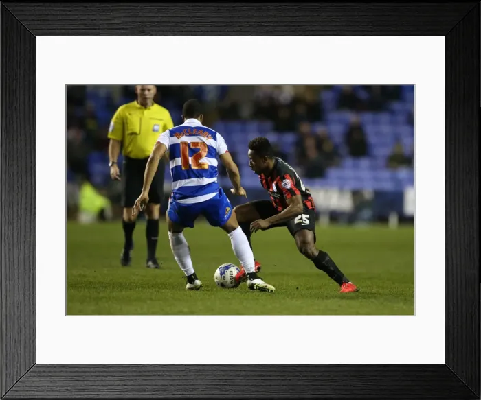 Framed Print : Kazenga LuaLua in Action: Reading vs. Brighton & Hove Albion, Championship Clash (10MAR15) Framed Print : Kazenga LuaLua in Action: Reading vs. Brighton & Hove Albion, Championship Clash (10MAR15)