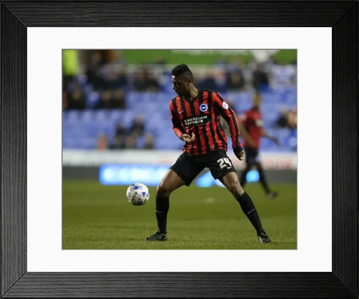 Framed Print : Rohan Ince in Action: Reading vs. Brighton and Hove Albion, Championship Clash at Madejski Stadium (10MAR15) Framed Print : Rohan Ince in Action: Reading vs. Brighton and Hove Albion, Championship Clash at Madejski Stadium (10MAR15)