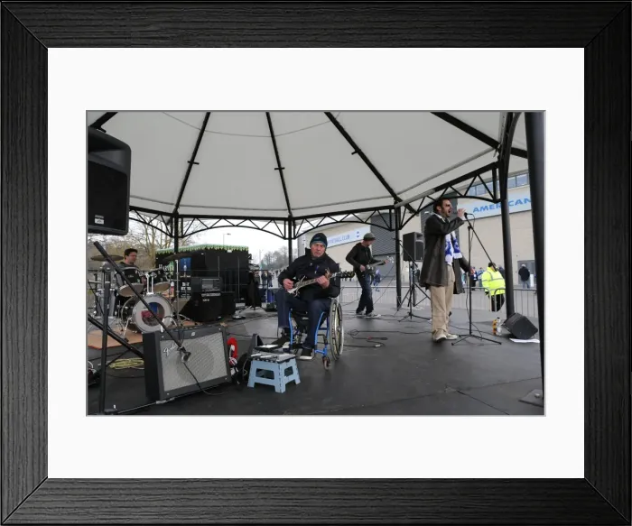 Framed Print : Championship Clash: Brighton & Hove Albion vs. Wolverhampton Wanderers (14th March 2015) Framed Print : Championship Clash: Brighton & Hove Albion vs. Wolverhampton Wanderers (14th March 2015)