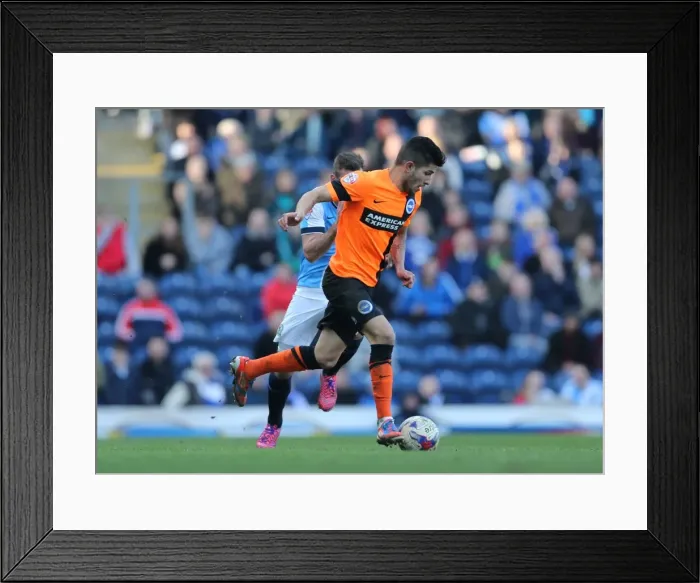 Framed Print : Brighton's Ledesma Battles for Possession Against Blackburn Rovers (21MAR15) Framed Print : Brighton's Ledesma Battles for Possession Against Blackburn Rovers (21MAR15)