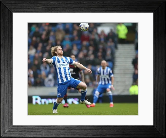 Framed Print : Craig Mackail-Smith Scores the Winner: Brighton & Hove Albion vs Norwich City Championship Clash (3rd April 2015) Framed Print : Craig Mackail-Smith Scores the Winner: Brighton & Hove Albion vs Norwich City Championship Clash (3rd April 2015)