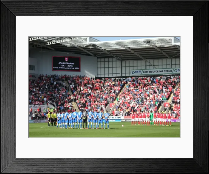Framed Print : A Moment of Respect: Rotherham United vs. Brighton and Hove Albion in the Sky Bet Championship (06APR15) Framed Print : A Moment of Respect: Rotherham United vs. Brighton and Hove Albion in the Sky Bet Championship (06APR15)