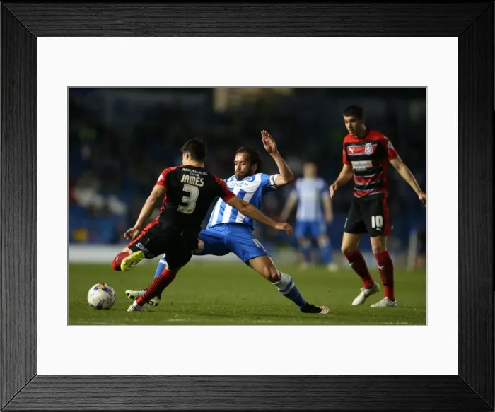 Framed Print : Brighton & Hove Albion vs Huddersfield Town: Inigo Calderon's Championship Battle (14APR15) Framed Print : Brighton & Hove Albion vs Huddersfield Town: Inigo Calderon's Championship Battle (14APR15)