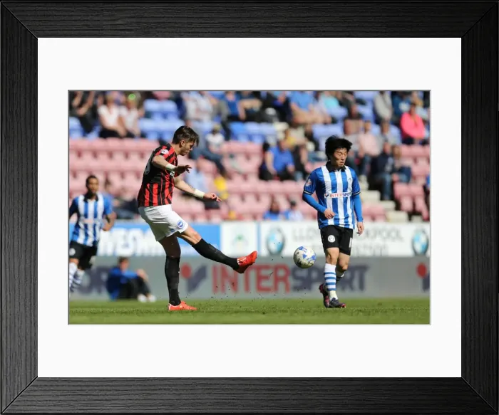 Framed Print : Greg Halford: In Action Against Wigan Athletic, Sky Bet Championship 2015 Framed Print : Greg Halford: In Action Against Wigan Athletic, Sky Bet Championship 2015