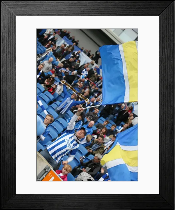Framed Print : Passionate Moment: Brighton and Hove Albion Fans during Sky Bet Championship Clash vs. Watford (25APR15)