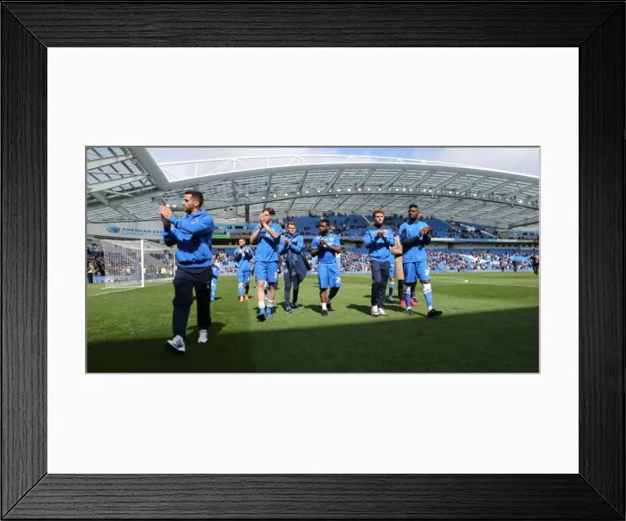 Framed Print : Brighton and Hove Albion Players Receive Lap of Appreciation after Championship Victory over Watford (25APR15)
