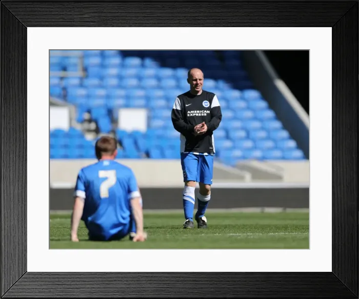 Framed Print : Brighton & Hove Albion: Play on the Pitch - American Express Community Stadium (April 2015) Framed Print : Brighton & Hove Albion: Play on the Pitch - American Express Community Stadium (April 2015)
