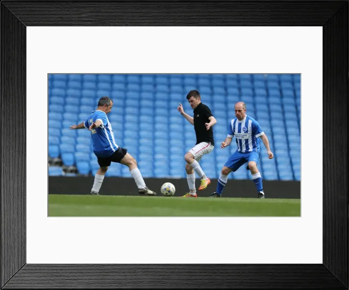 Framed Print : Brighton & Hove Albion: Play on the Pitch - American Express Community Stadium (April 28, 2015)