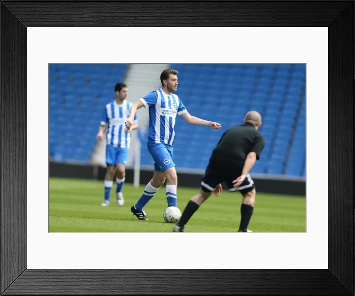 Framed Print : Brighton & Hove Albion: Play on the Pitch - 28 April 2015, American Express Community Stadium Framed Print : Brighton & Hove Albion: Play on the Pitch - 28 April 2015, American Express Community Stadium