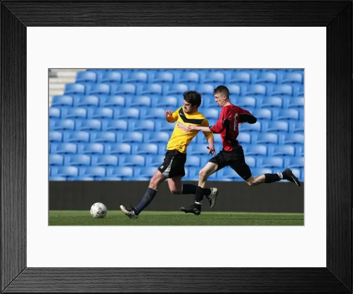 Framed Print : Brighton & Hove Albion: Play on the Pitch - A 2015 Match at American Express Community Stadium Framed Print : Brighton & Hove Albion: Play on the Pitch - A 2015 Match at American Express Community Stadium