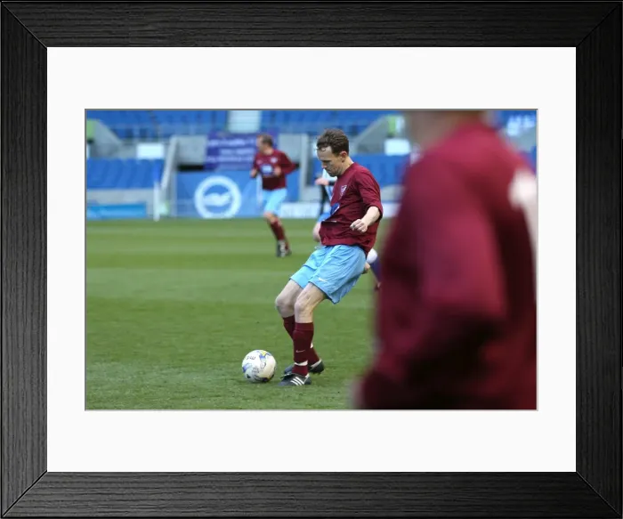 Framed Print : Brighton & Hove Albion: Playing on Pitch (April 29, 2015 - Evening)