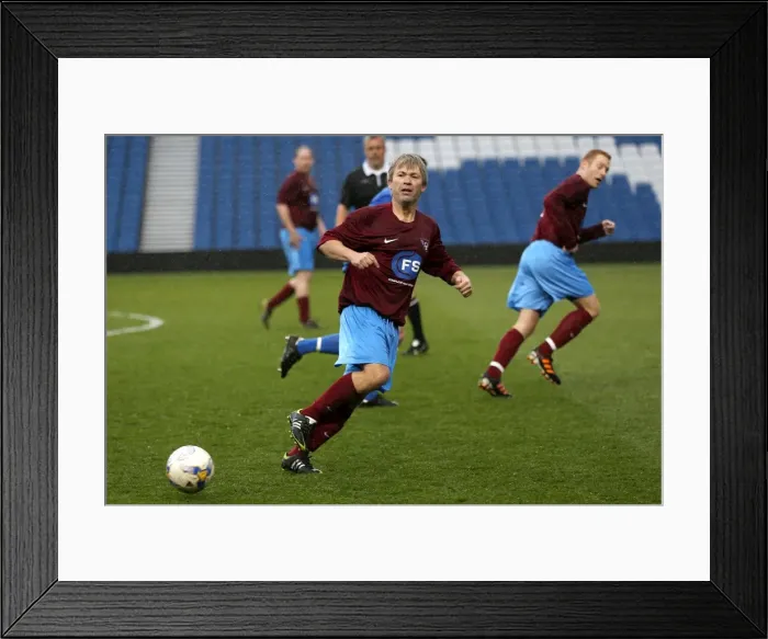 Framed Print : Brighton & Hove Albion: April 29, 2015 - Playing on the Pitch Framed Print : Brighton & Hove Albion: April 29, 2015 - Playing on the Pitch