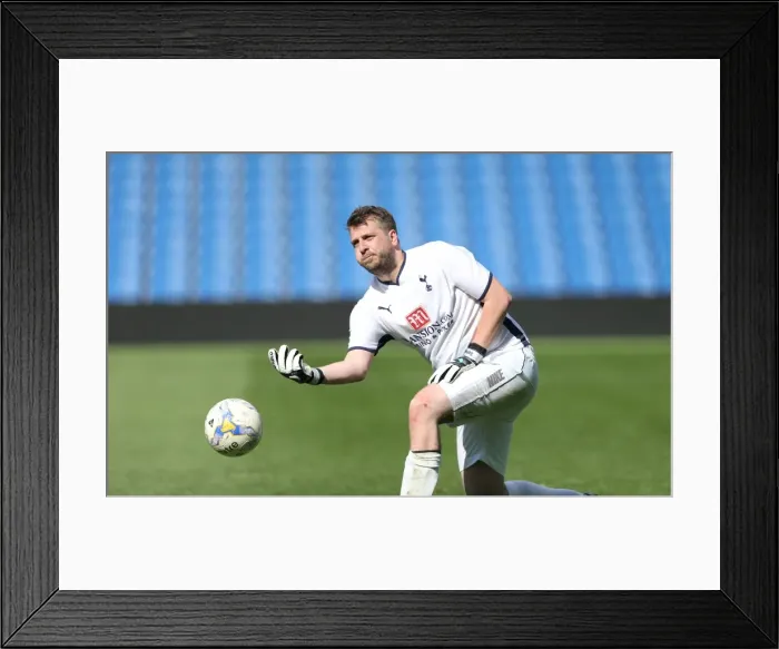 Framed Print : Brighton & Hove Albion: Play on the Pitch - American Express Community Stadium (30 April 2015) Framed Print : Brighton & Hove Albion: Play on the Pitch - American Express Community Stadium (30 April 2015)