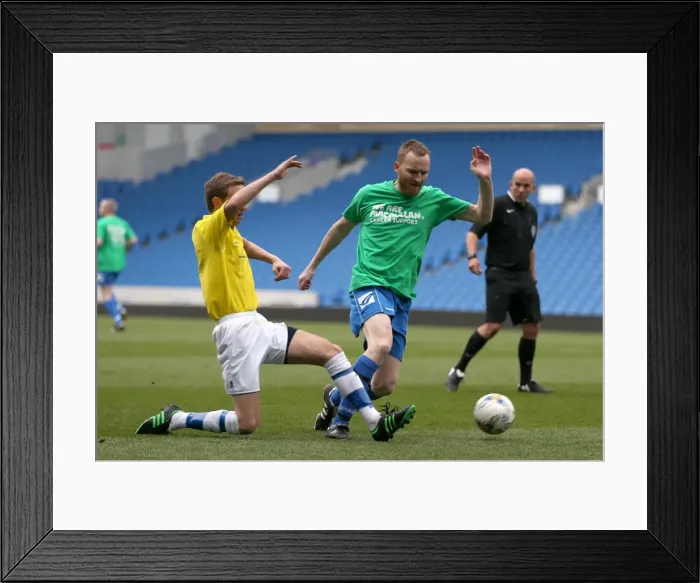 Framed Print : Brighton & Hove Albion: Playing on Pitch (April 30, 2015, 7:00 PM) Framed Print : Brighton & Hove Albion: Playing on Pitch (April 30, 2015, 7:00 PM)