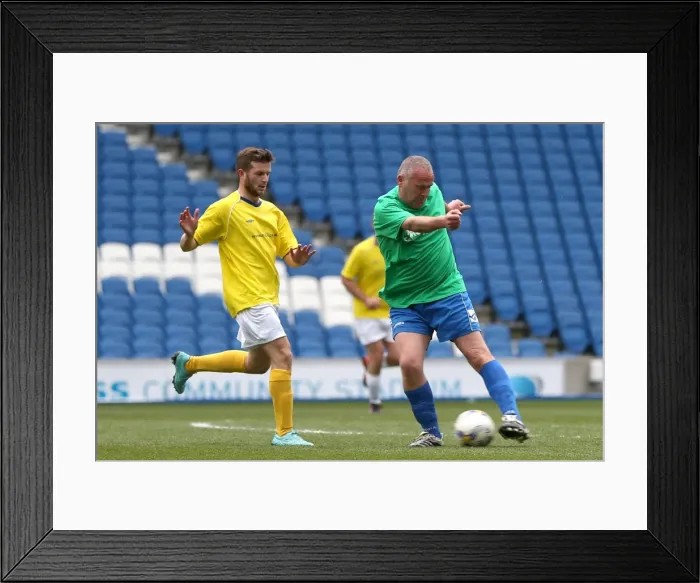 Framed Print : Brighton & Hove Albion: Playing on Pitch - April 30, 2015 (7:00 PM) Framed Print : Brighton & Hove Albion: Playing on Pitch - April 30, 2015 (7:00 PM)