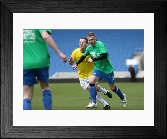 Framed Print : Brighton & Hove Albion: Playing on Pitch (April 30, 2015, 7:00 PM) Framed Print : Brighton & Hove Albion: Playing on Pitch (April 30, 2015, 7:00 PM)