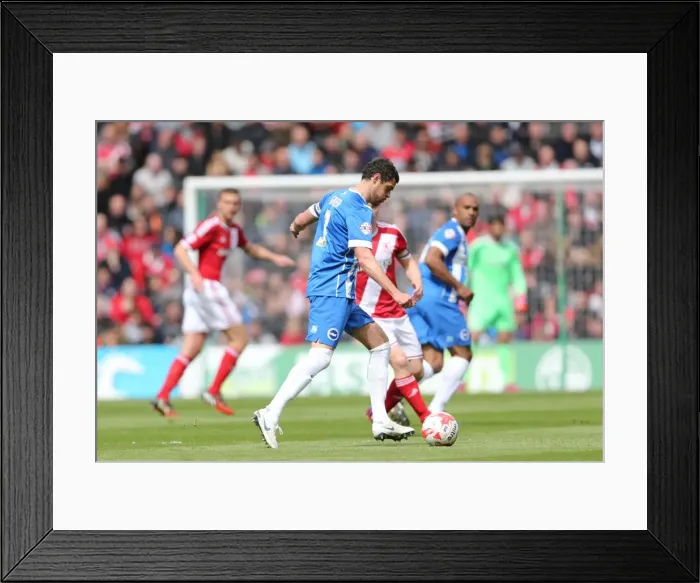 Framed Print : Gordon Greer in Action: Middlesbrough vs. Brighton & Hove Albion, May 2015