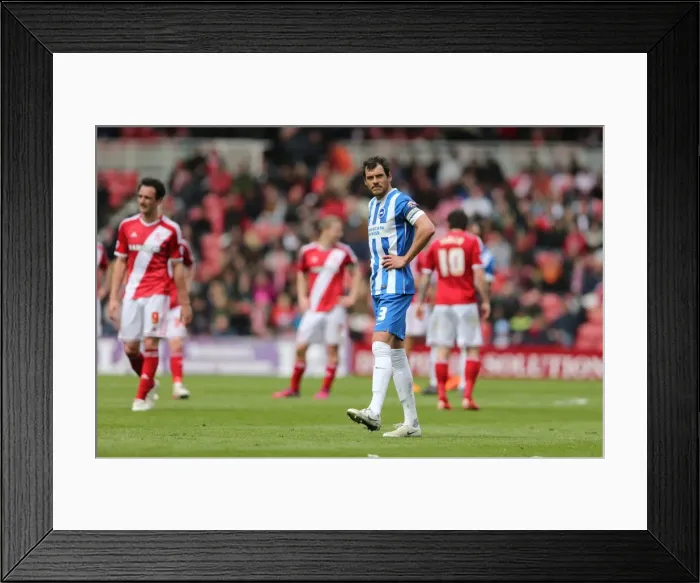 Framed Print : Gordon Greer Focused: Middlesbrough vs. Brighton & Hove Albion, May 2015 Framed Print : Gordon Greer Focused: Middlesbrough vs. Brighton & Hove Albion, May 2015
