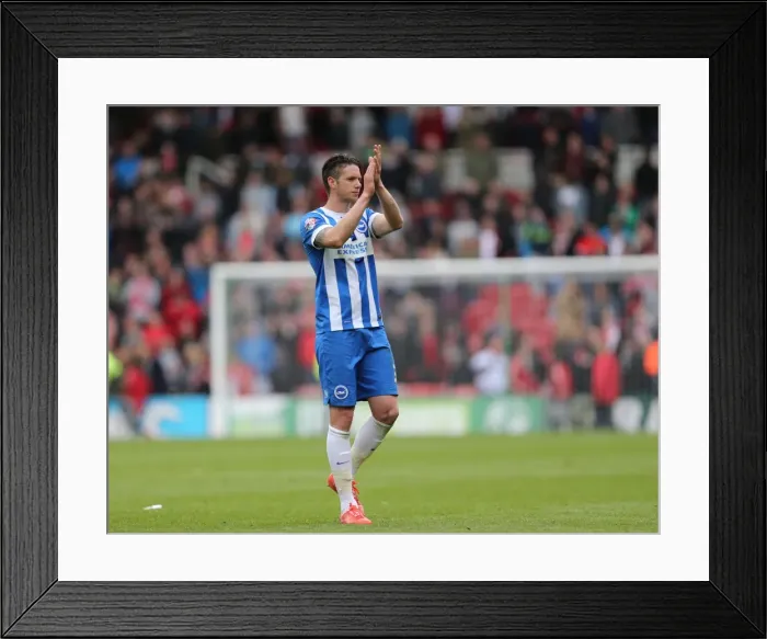 Framed Print : Greg Halford's Heartfelt Appreciation: A Moment of Unity between Middlesbrough and Brighton Fans (May 2015) Framed Print : Greg Halford's Heartfelt Appreciation: A Moment of Unity between Middlesbrough and Brighton Fans (May 2015)