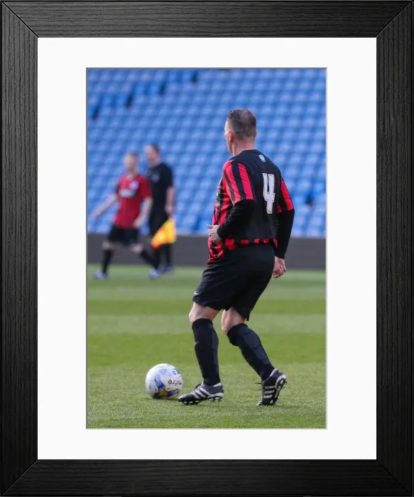 Framed Print : Brighton & Hove Albion: Play on the Pitch - APRIL 30, 2015 (EVE) Framed Print : Brighton & Hove Albion: Play on the Pitch - APRIL 30, 2015 (EVE)