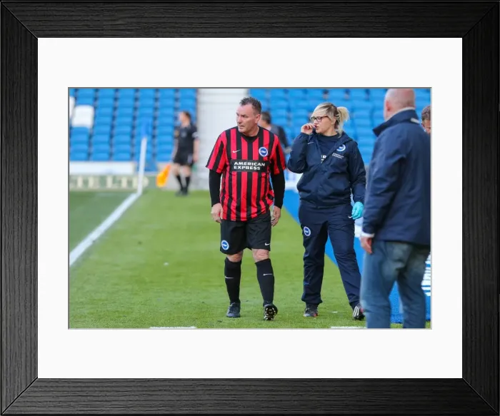 Framed Print : Play on the Pitch: Brighton & Hove Albion at American Express Community Stadium (April 30, 2015) Framed Print : Play on the Pitch: Brighton & Hove Albion at American Express Community Stadium (April 30, 2015)