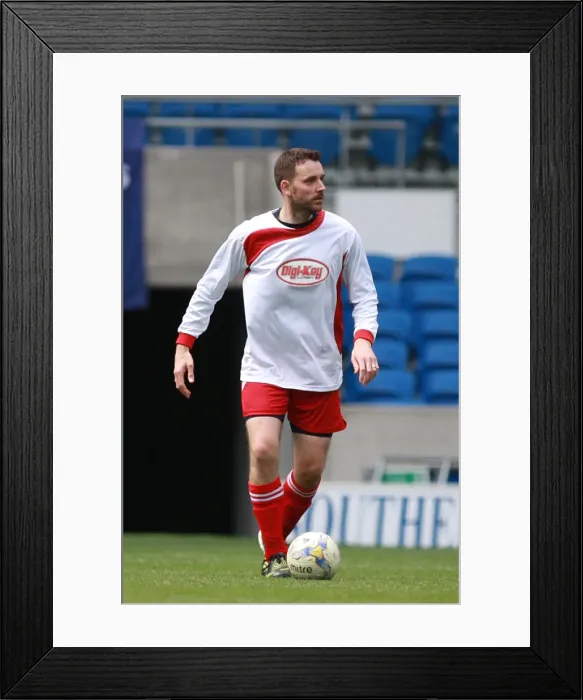 Framed Print : Brighton & Hove Albion: Playing on the Pitch (May 2015) Framed Print : Brighton & Hove Albion: Playing on the Pitch (May 2015)